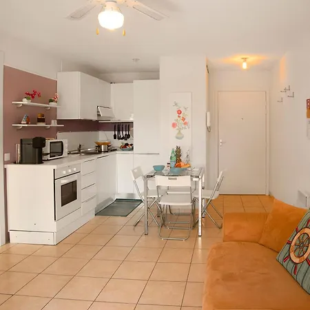 アパート Royale Sejour - Happy