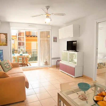 Royale Sejour - Happy アパート *